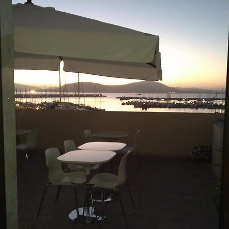 La Terrazza Sul Porto - Guest House Альгеро Экстерьер фото
