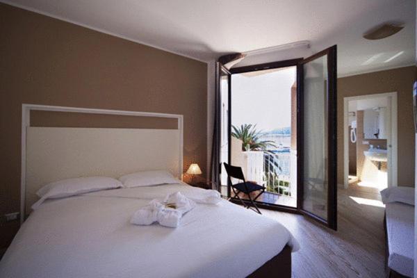 La Terrazza Sul Porto - Guest House Альгеро Экстерьер фото